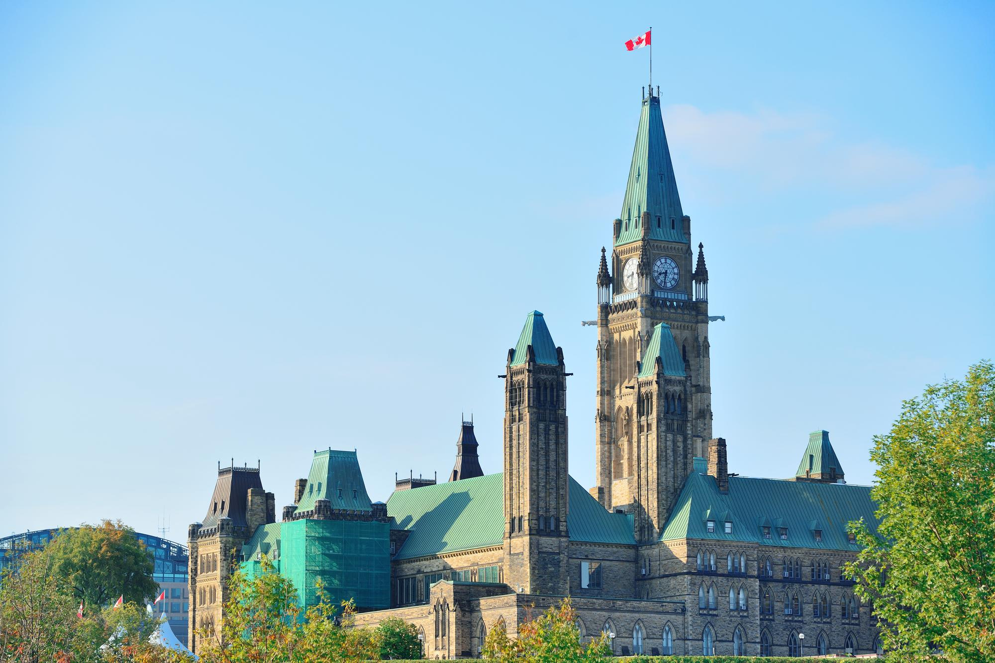 Read more about the article Canada’s New Open Work-Permit Stream for H-1B Visa Holders Unlocks Exciting Growth Opportunities